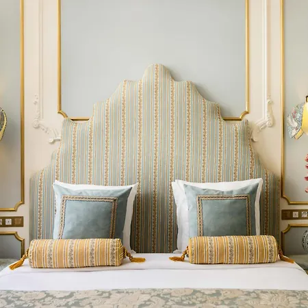 Apartment The Angelina - Champs Elysees Paris