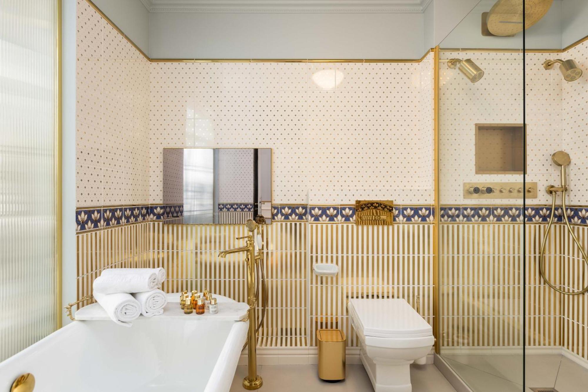 The Angelina - Champs Elysées *