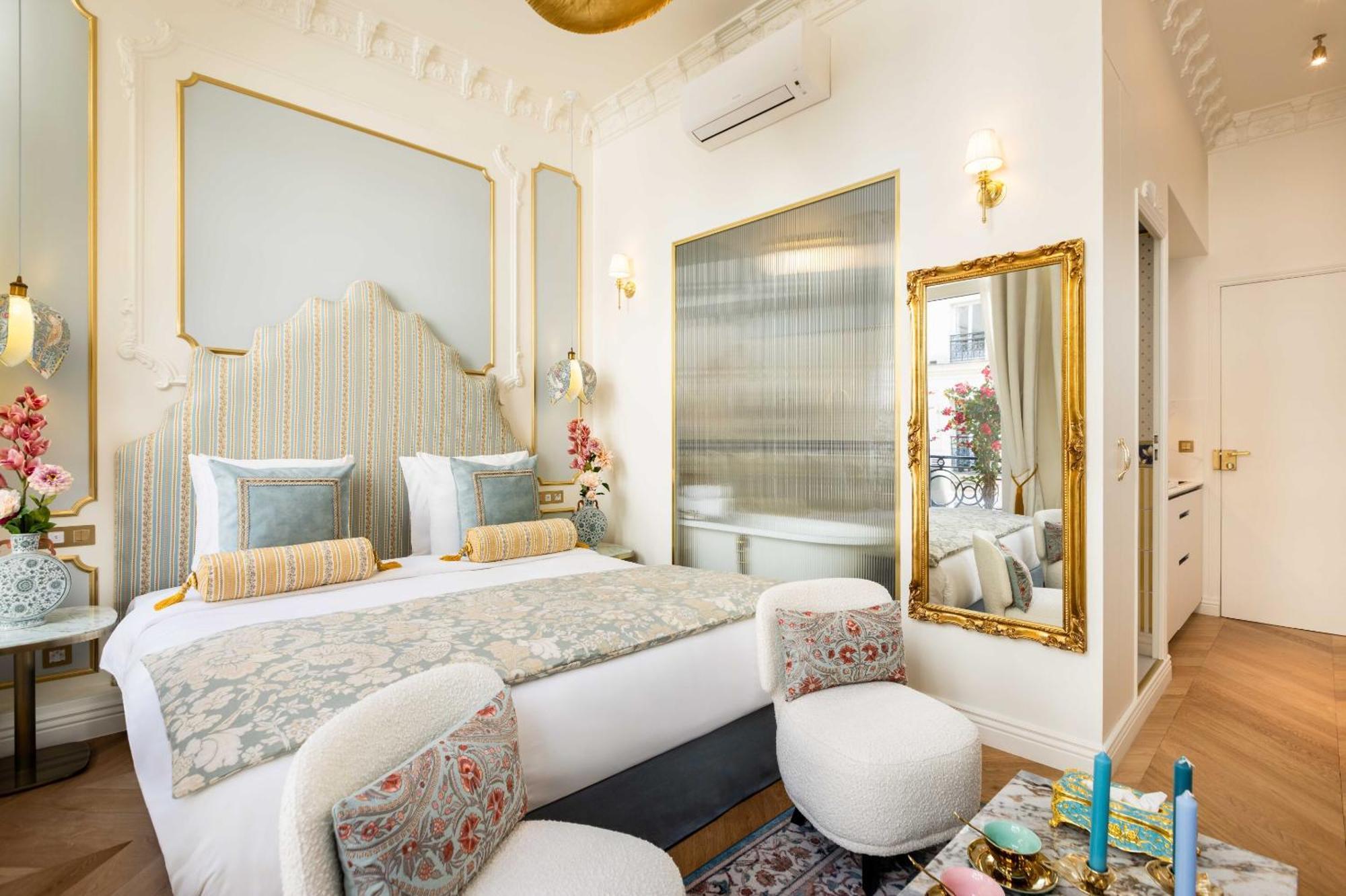 Apartment The Angelina - Champs Elysees Paris